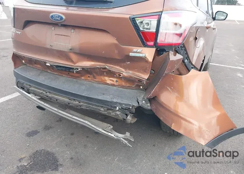 2017 Ford Escape Se z USA, uszkodzony, nr VIN 1FMCU0GD1HUA54854